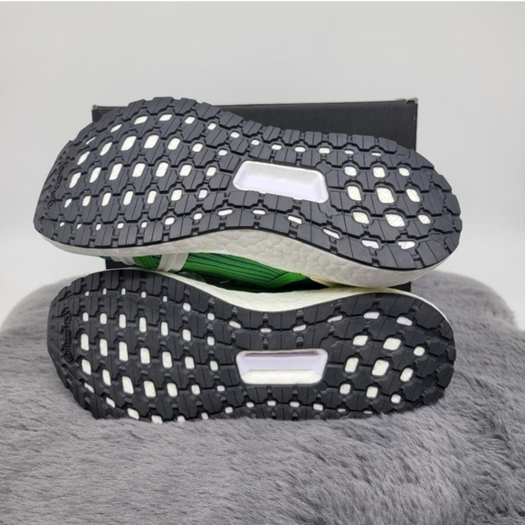 Adidas Stella McCartney x UltraBoost 20 Women's Running Shoes Size 5 - Picture 2 of 6